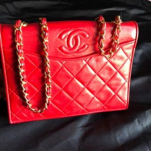 CHANEL Shoulder Bag